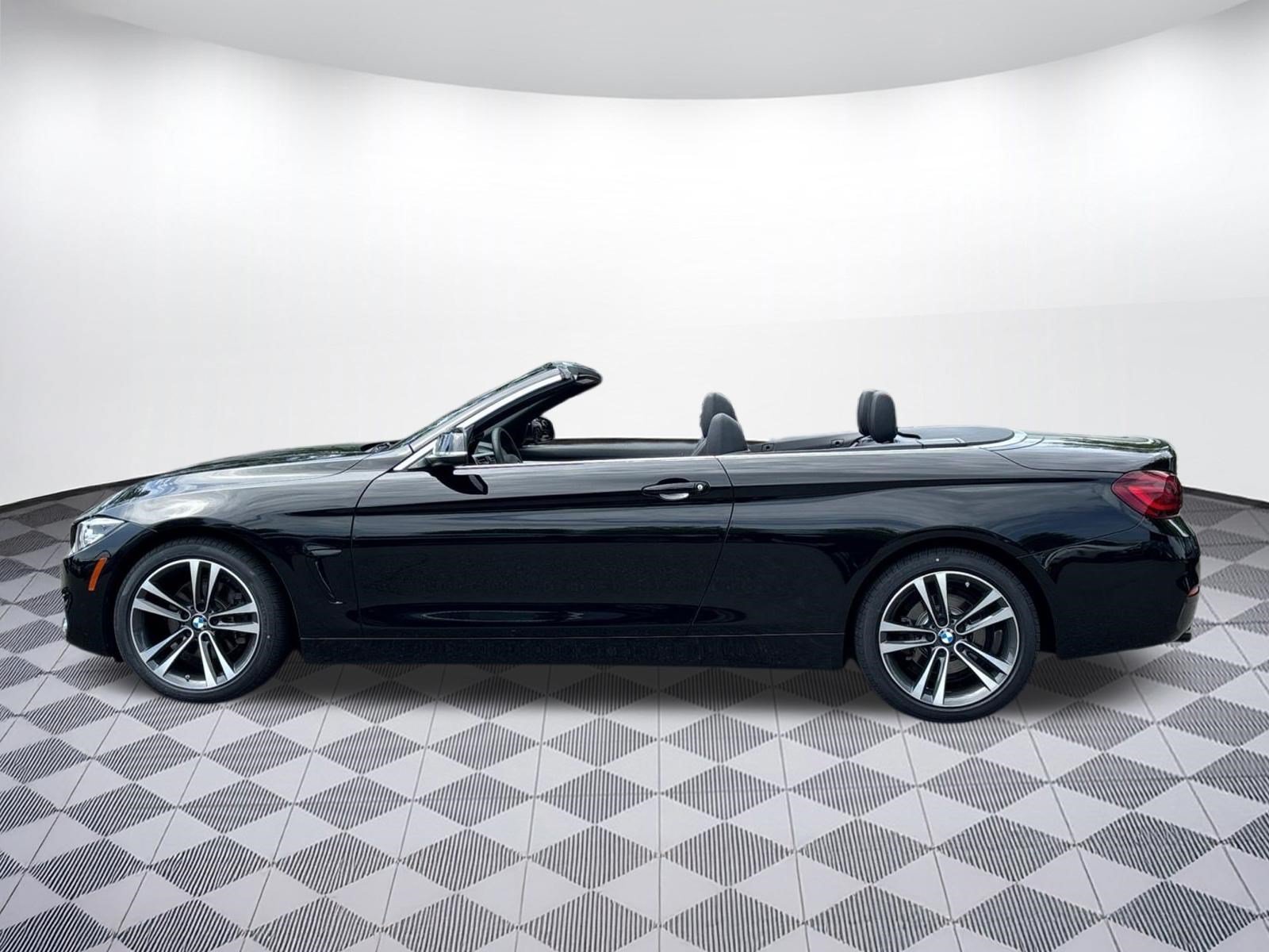 Used 2020 BMW 430i xDrive Convertible w/ Convenience Package AWD/4WD image 2