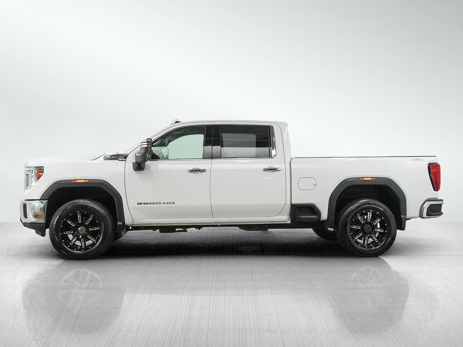 Used 2021 GMC Sierra 2500 SLT w/ SLT Convenience Package AWD/4WD image 2