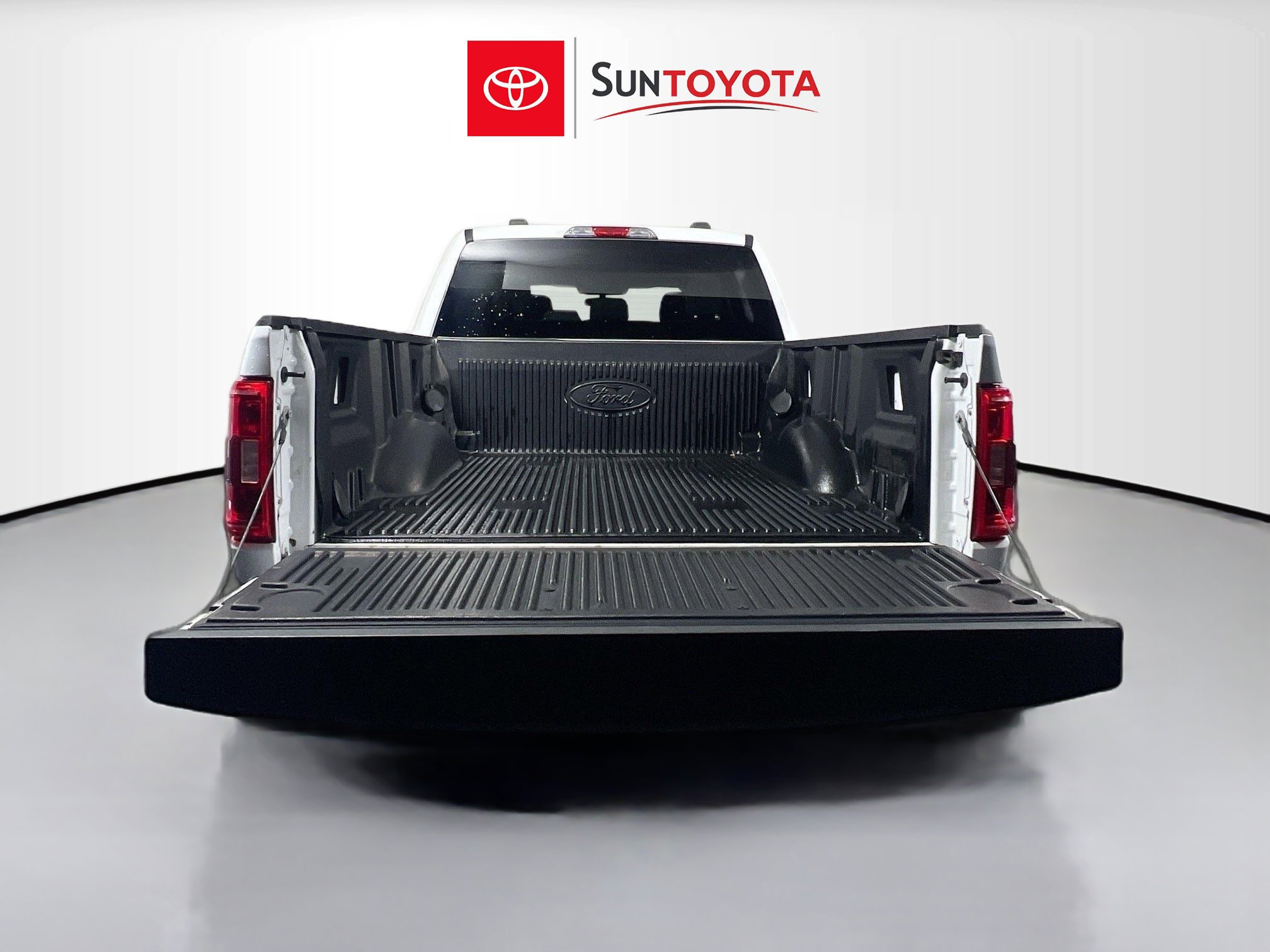 Used 2021 Ford F150 XLT image 33