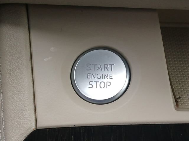 Used 2018 Audi Q5 Prestige w/ Prestige Package AWD/4WD image 17