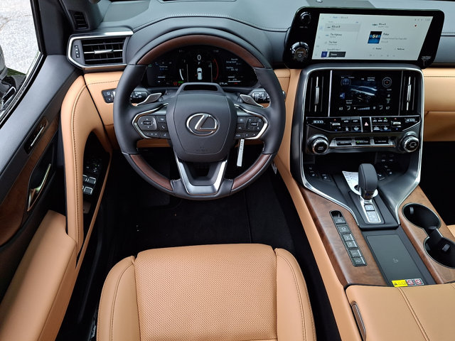 New 2026 Lexus LX 700h Luxury AWD/4WD image 7