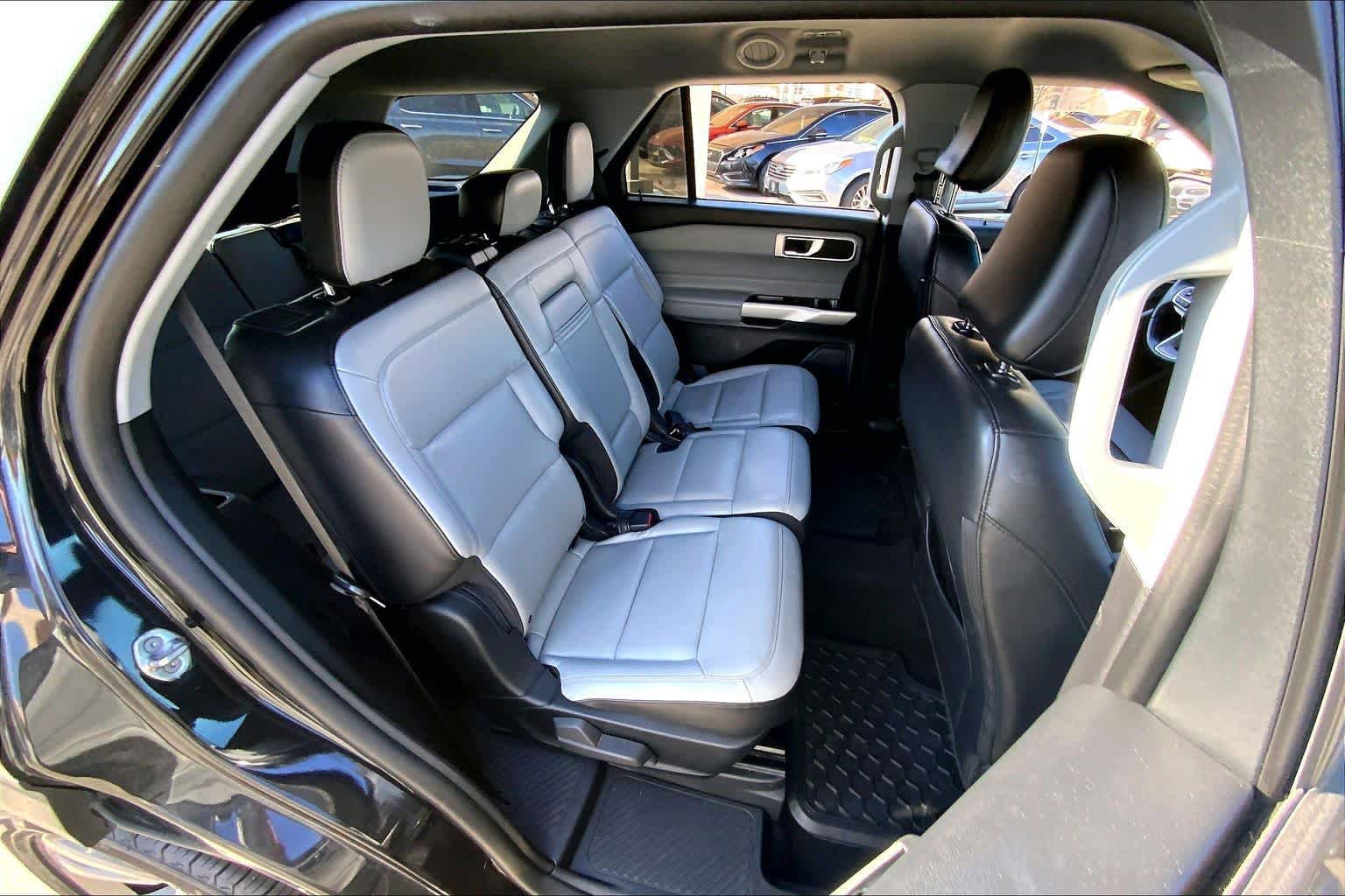 Used 2021 Ford Explorer XLT w/ Equipment Group 202A image 20
