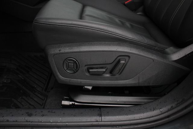 Used 2025 Audi A3 2.0T Premium w/ Convenience Package image 3