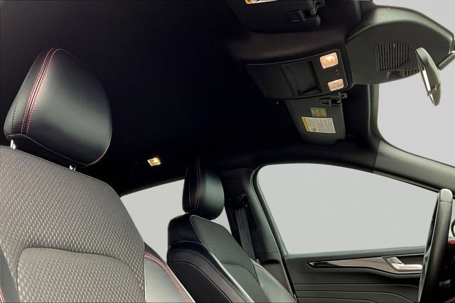 Used 2023 Ford Escape ST-Line w/ Tech Pack #1 image 28