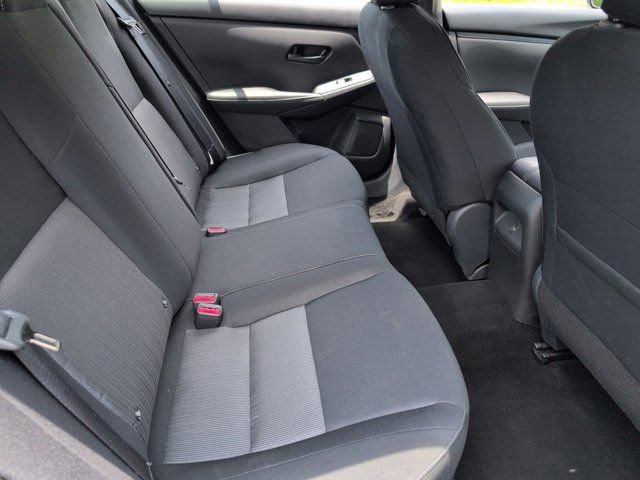 Used 2025 Nissan Sentra SV FWD image 29
