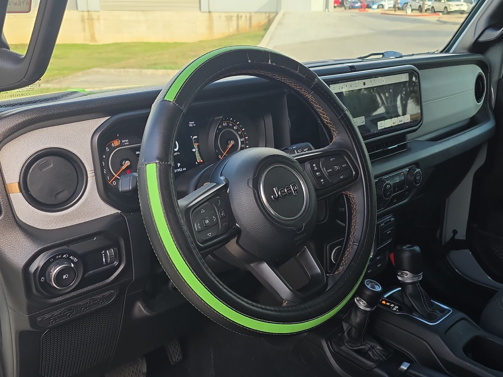 Used 2024 Jeep Wrangler Sport AWD/4WD image 12