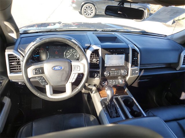 Used 2019 Ford F150 Lariat image 11