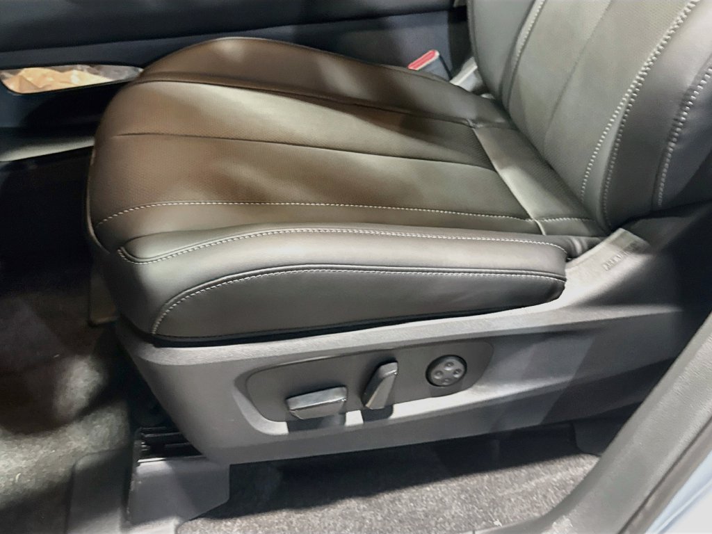 New 2027 INFINITI QX60 Luxe w/ Cargo Package FWD image 20