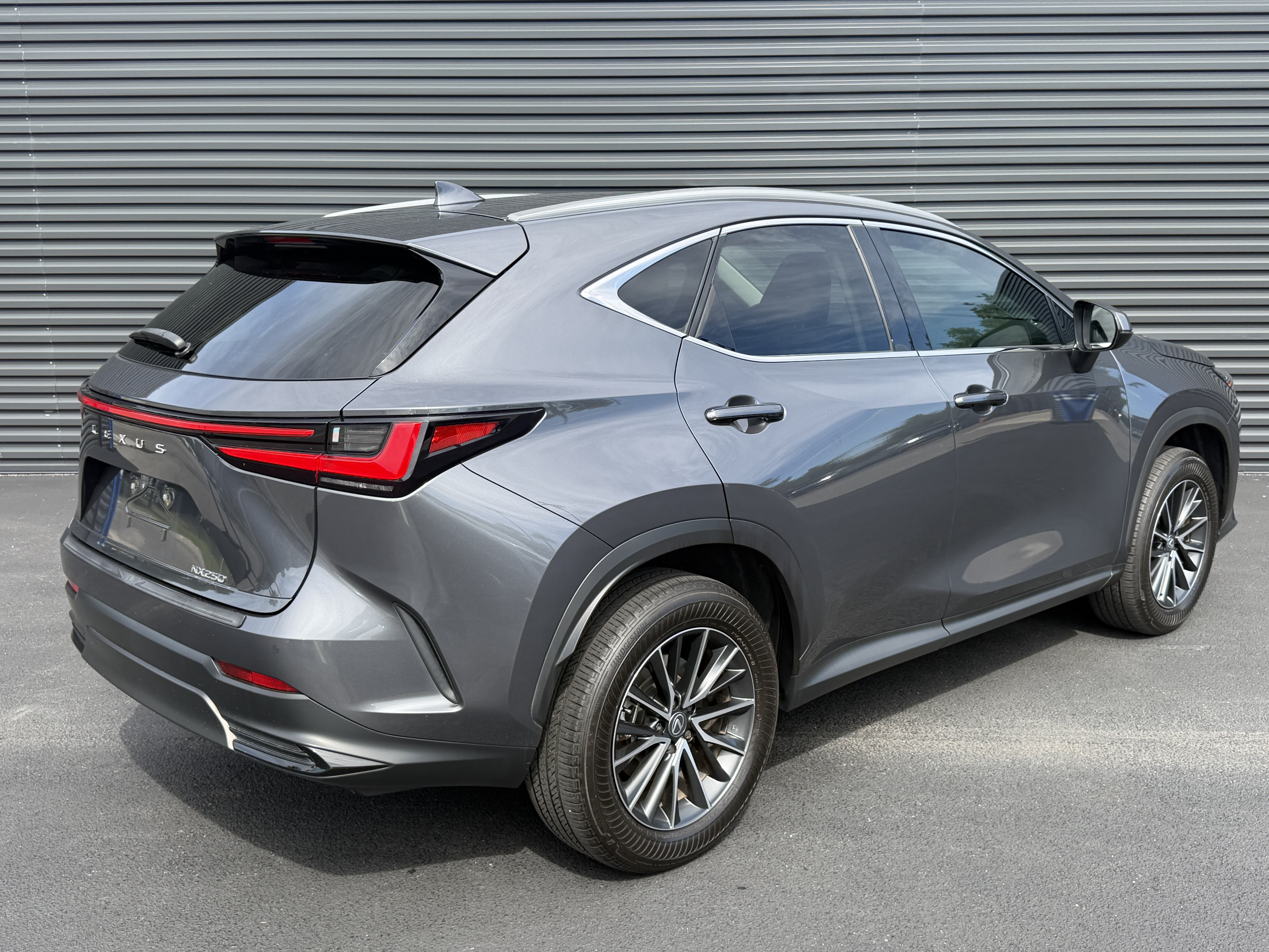 Used 2025 Lexus NX 250 FWD w/ Accessory Package (2T) image 9