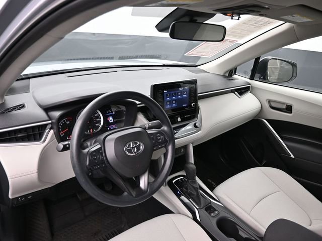 Certified 2022 Toyota Corolla Cross L image 27