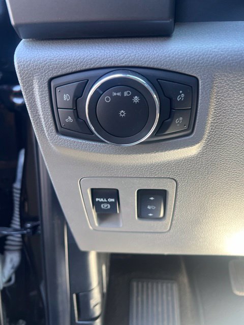 Used 2019 Ford F150 XLT w/ Equipment Group 302A Luxury AWD/4WD image 13