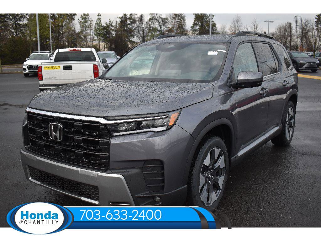 New 2026 Honda Pilot Touring image 3