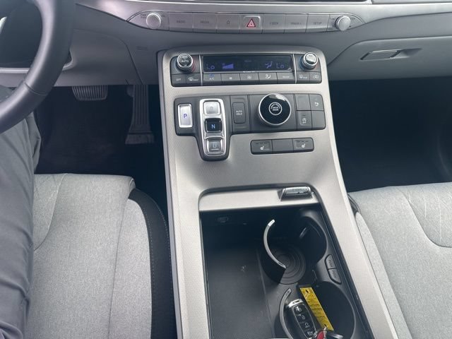 Used 2021 Hyundai Palisade SEL w/ Cargo Package FWD image 16