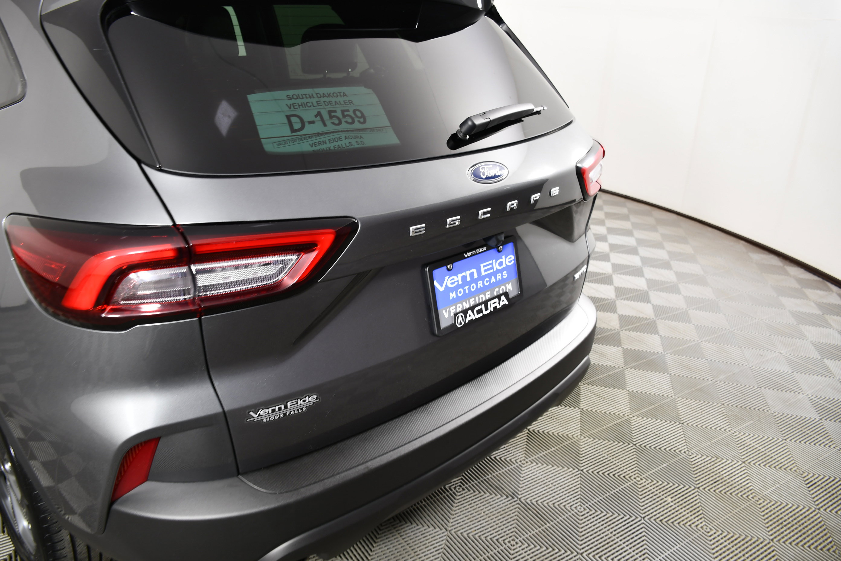 Used 2025 Ford Escape ST-Line image 15