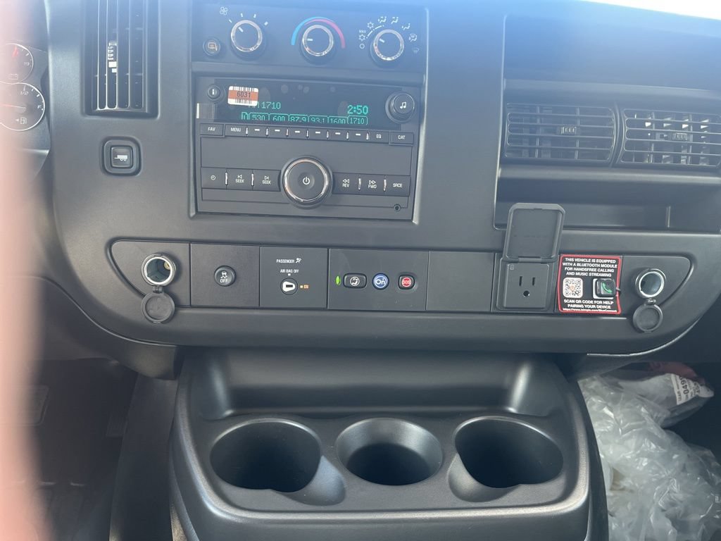 New 2025 Chevrolet Express 3500 Extended w/ Driver Convenience Package RWD image 23