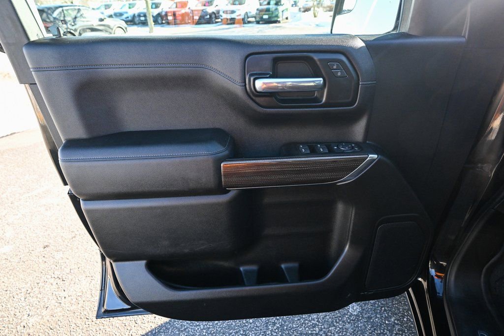 Used 2019 Chevrolet Silverado 1500 RST image 20