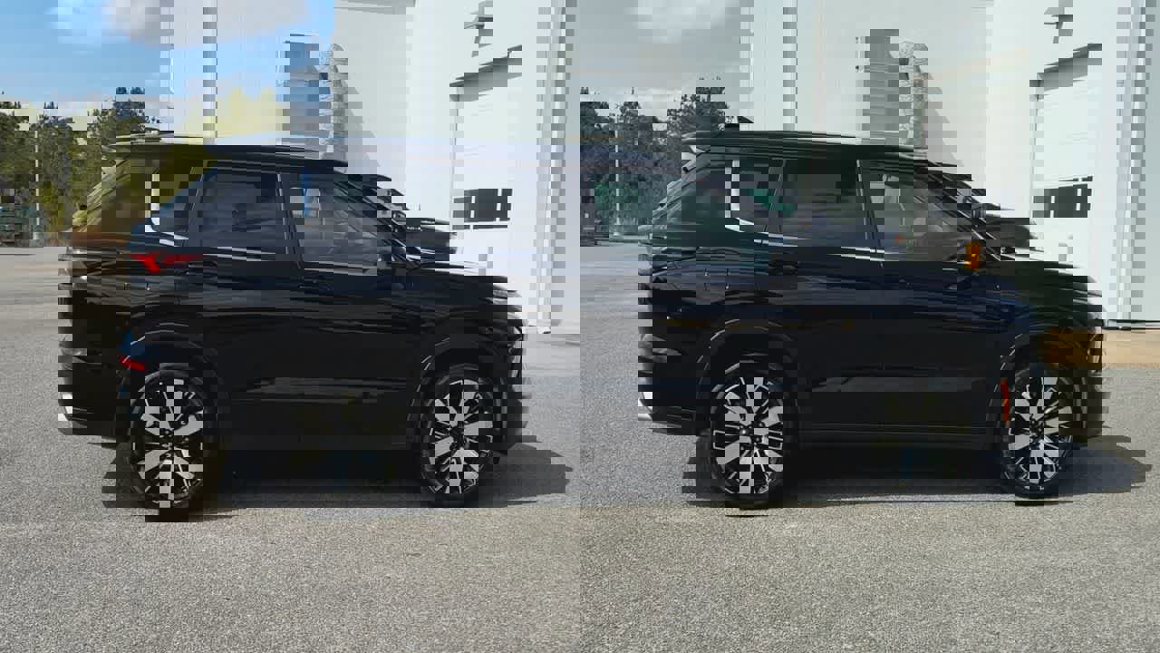 Used 2025 Mitsubishi Outlander SE image 15