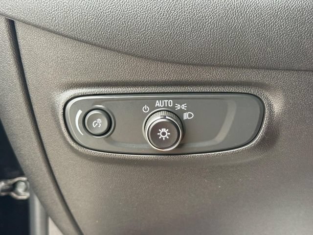 Used 2024 Chevrolet Equinox LT w/ LPO, Floor Liner Package FWD image 22