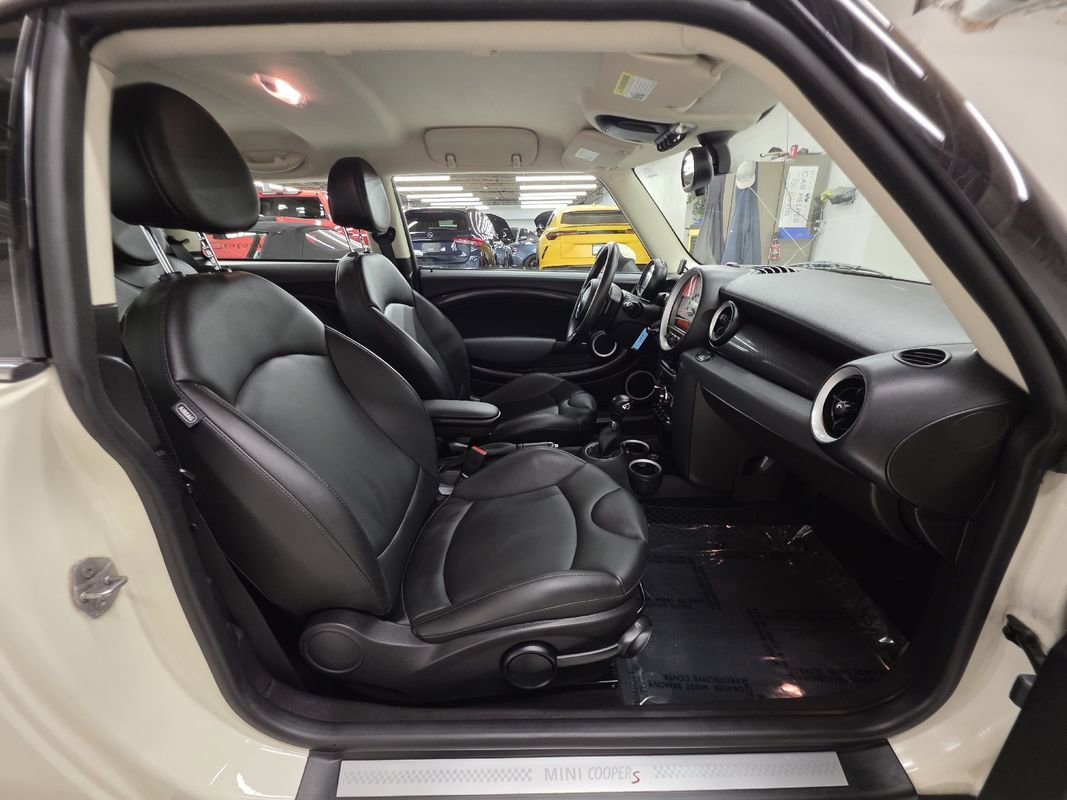 Used 2012 MINI Cooper S image 11