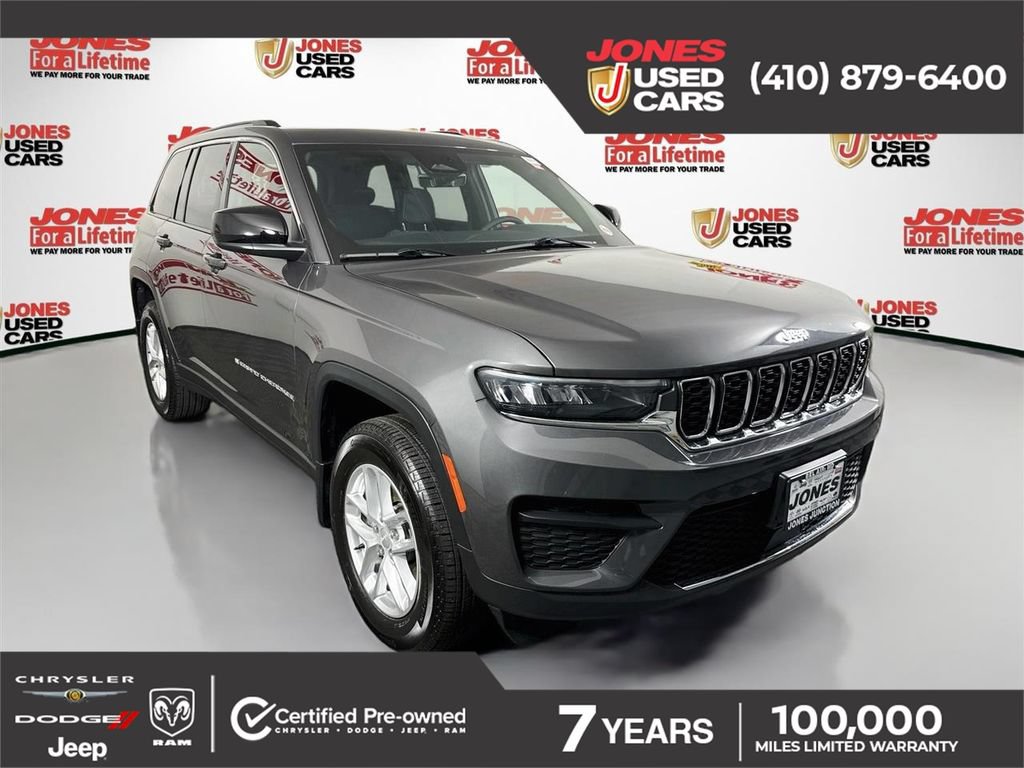 Used 2025 Jeep Grand Cherokee Laredo X AWD/4WD image 1