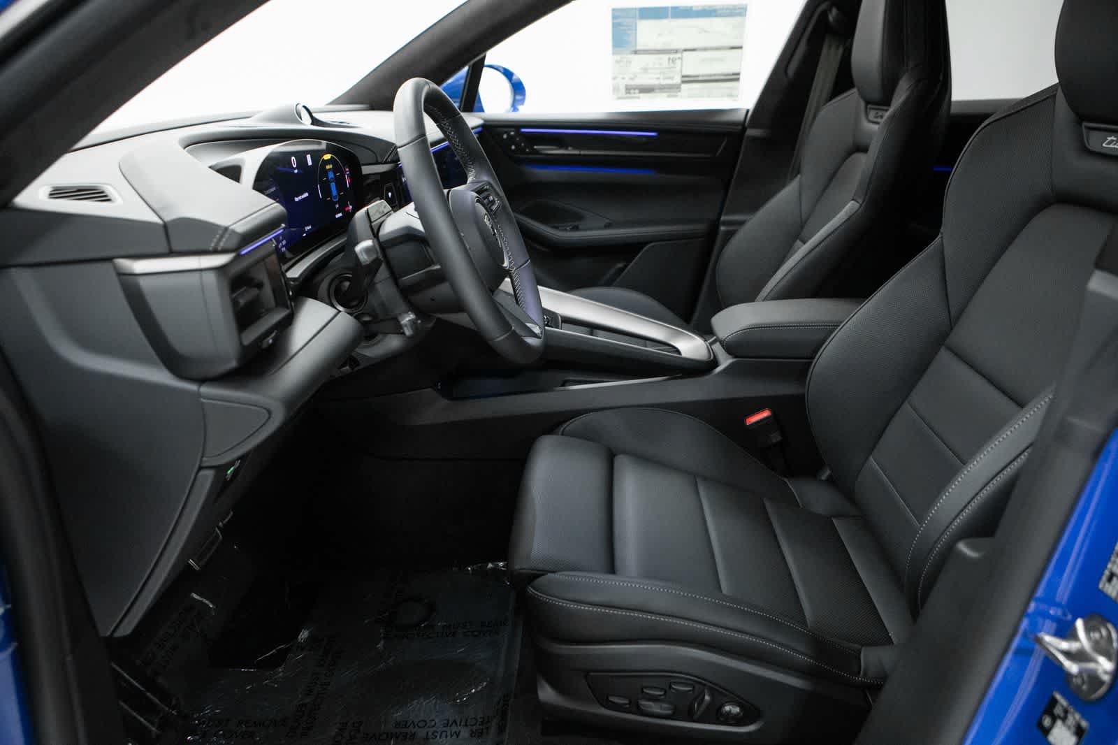 New 2026 Porsche Macan Turbo Electric AWD/4WD image 22