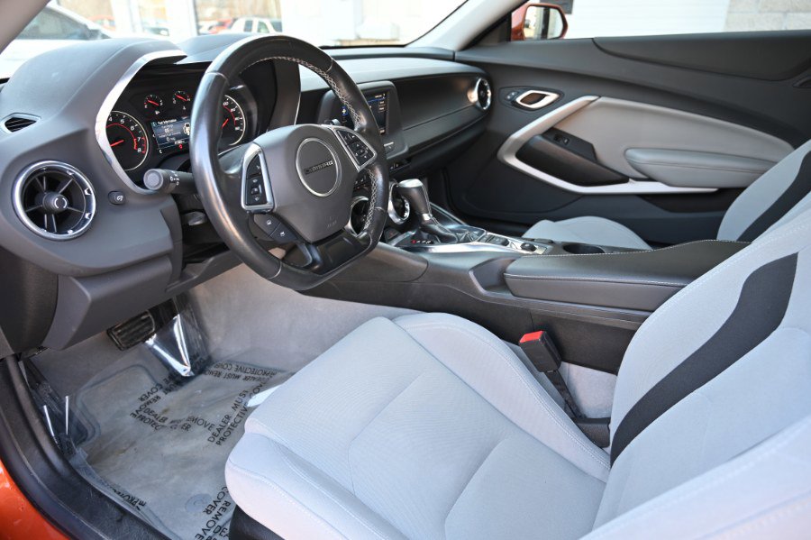 Used 2023 Chevrolet Camaro LT image 11