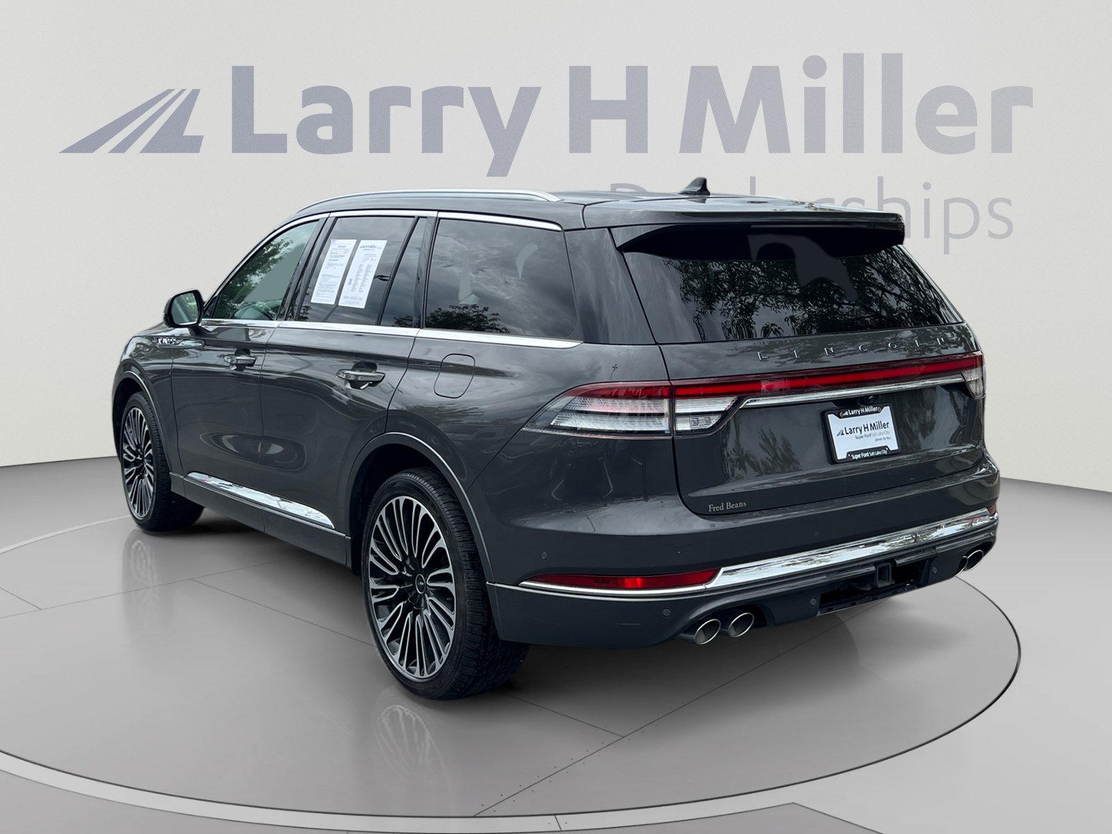 Used 2023 Lincoln Aviator Black Label w/ Dynamic Handling Package AWD/4WD image 3