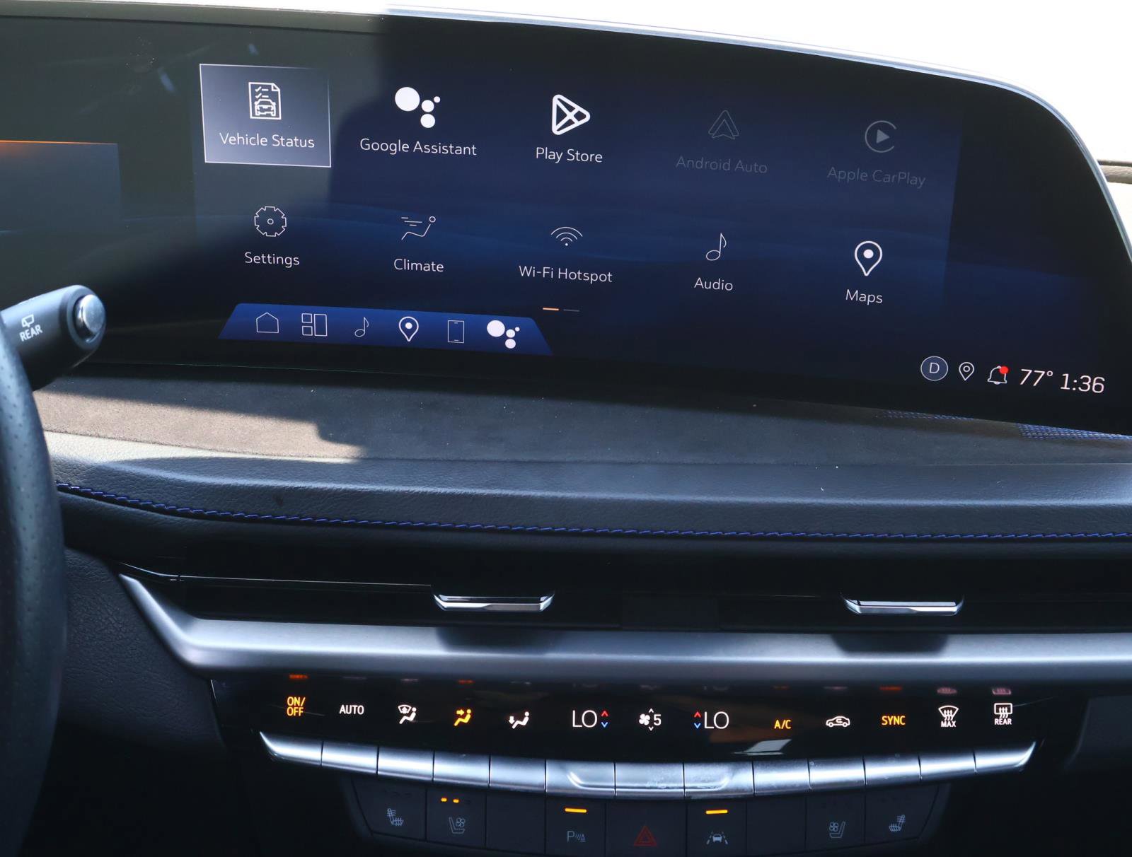 Certified 2024 Cadillac XT4 Sport FWD image 16