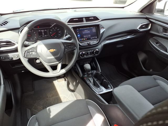 Used 2023 Chevrolet TrailBlazer LT w/ Convenience Package FWD image 7