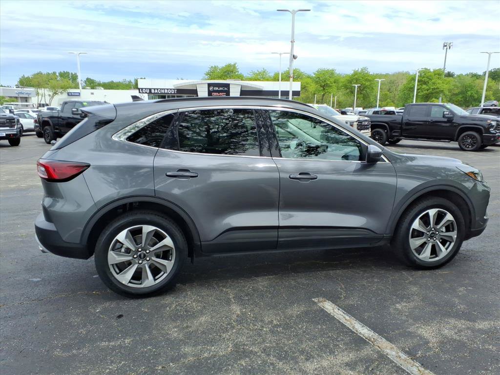 Used 2025 Ford Escape Platinum AWD/4WD image 8