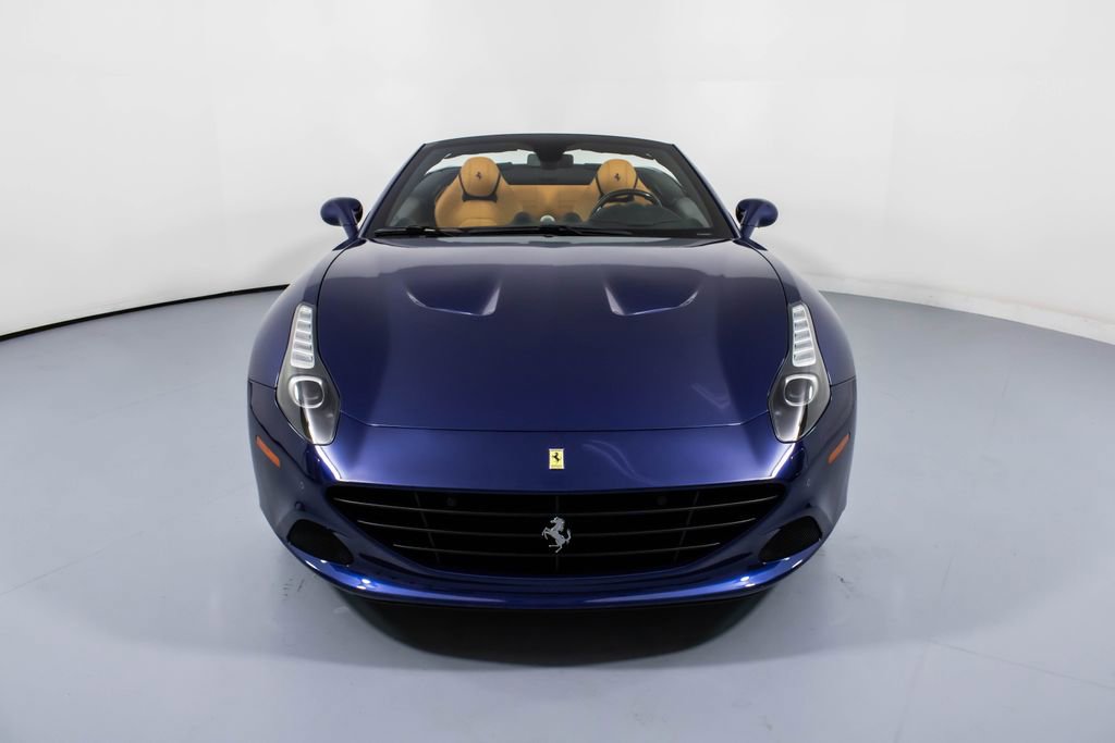 Certified 2017 Ferrari California T image 15