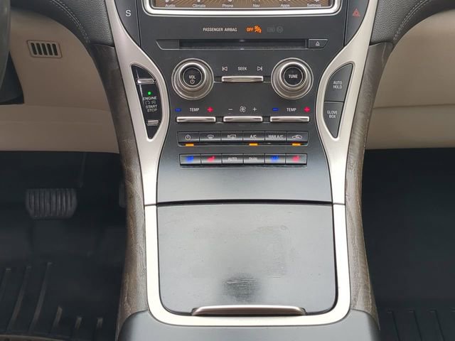 Used 2017 Lincoln MKX Reserve w/ Driver Assistance Package image 20