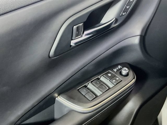 Used 2023 Toyota Crown AWD/4WD image 16