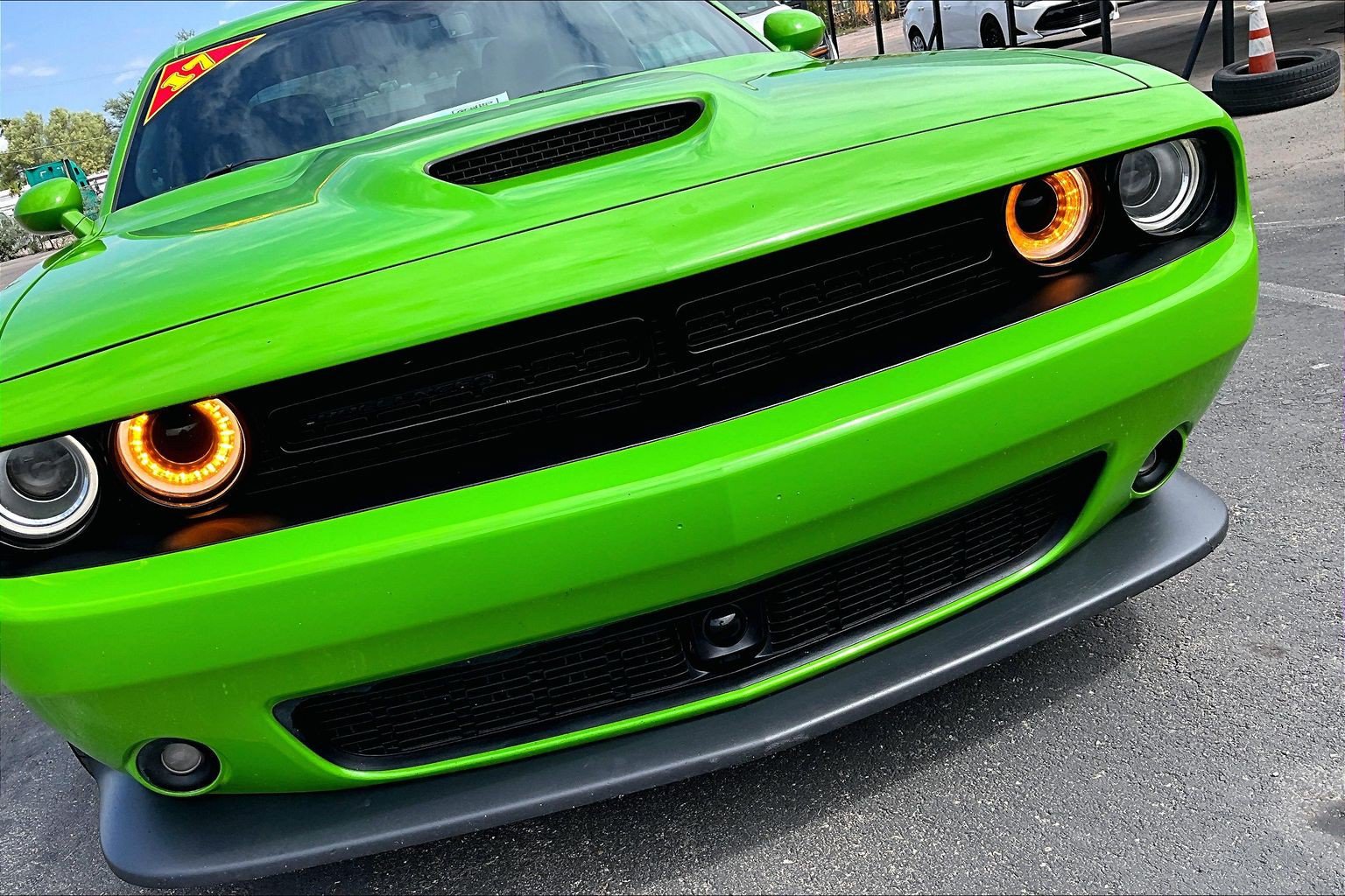 Used 2017 Dodge Challenger SRT w/ Technology Group RWD image 27