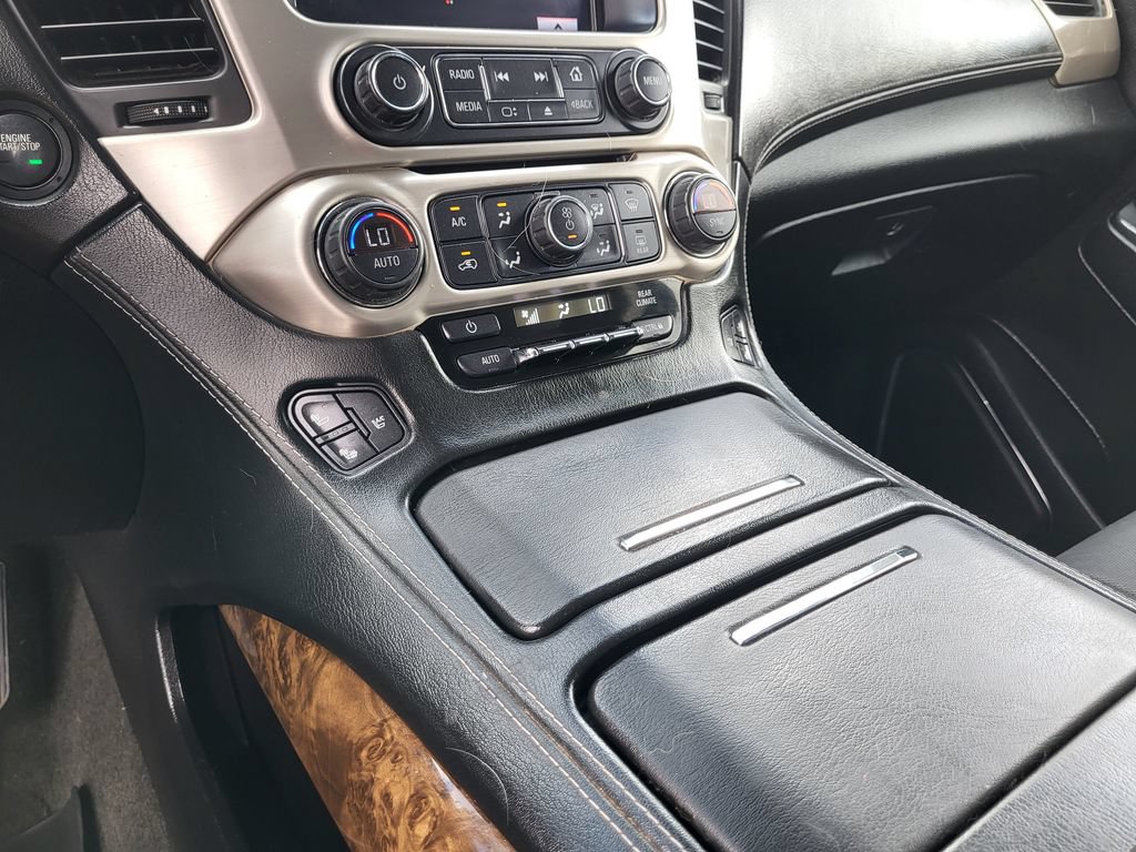 Used 2015 GMC Yukon Denali w/ Premium Package AWD/4WD image 23