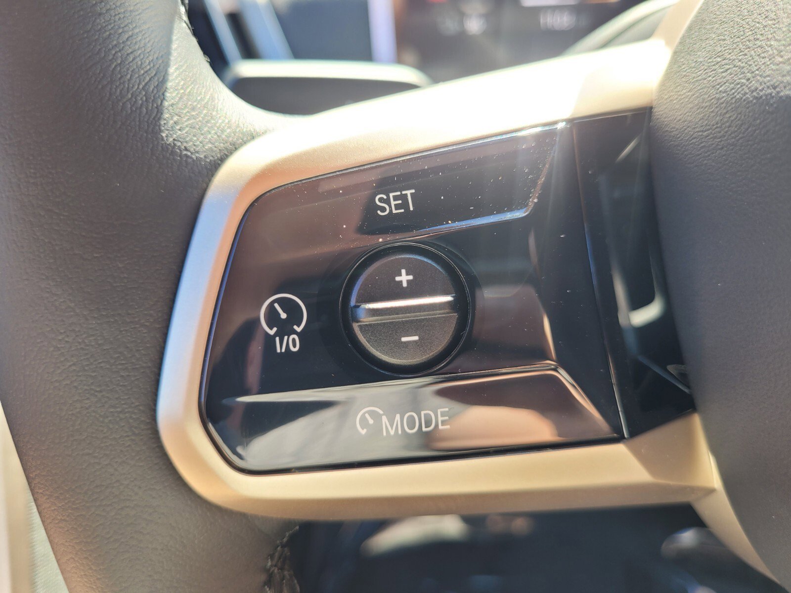 Used 2026 BMW iX xDrive45 image 26