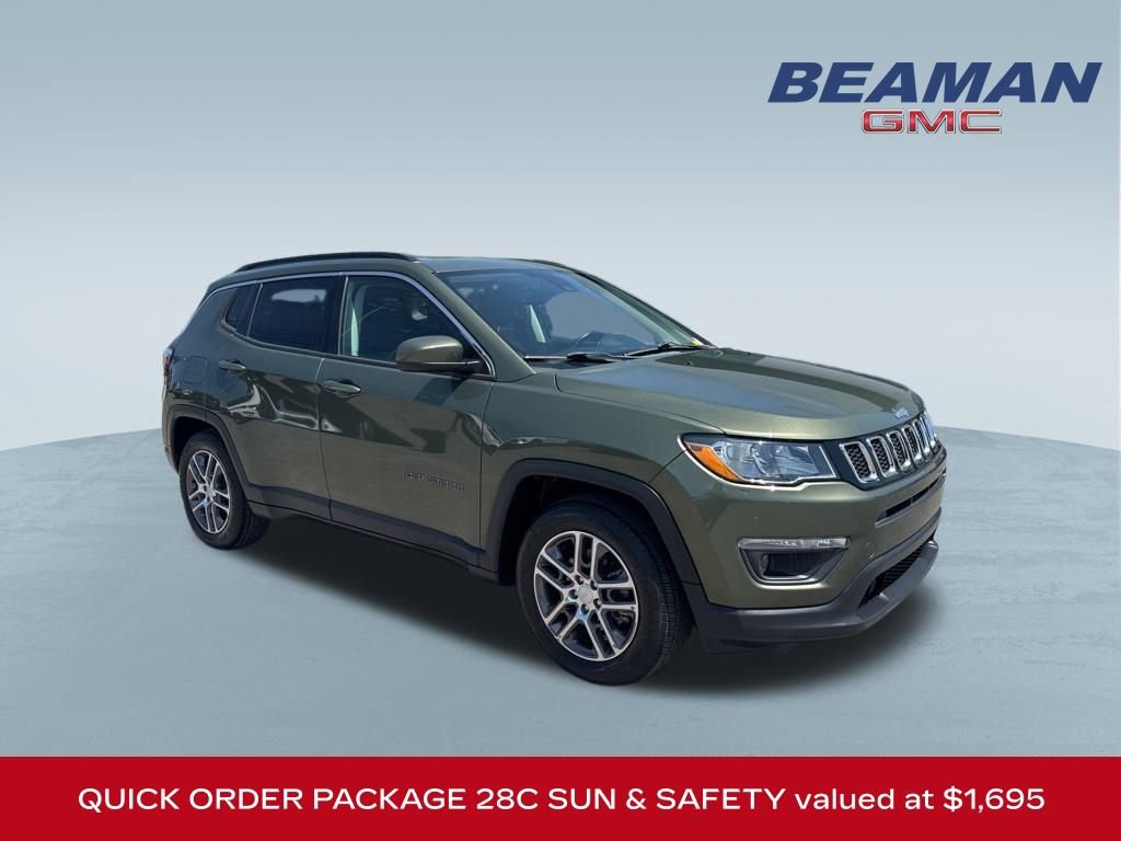 Used 2020 Jeep Compass Latitude FWD image 1