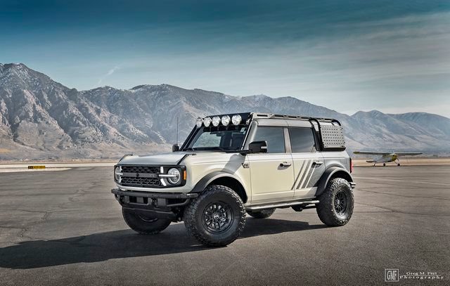 New 2025 Ford Bronco Badlands AWD/4WD image 2