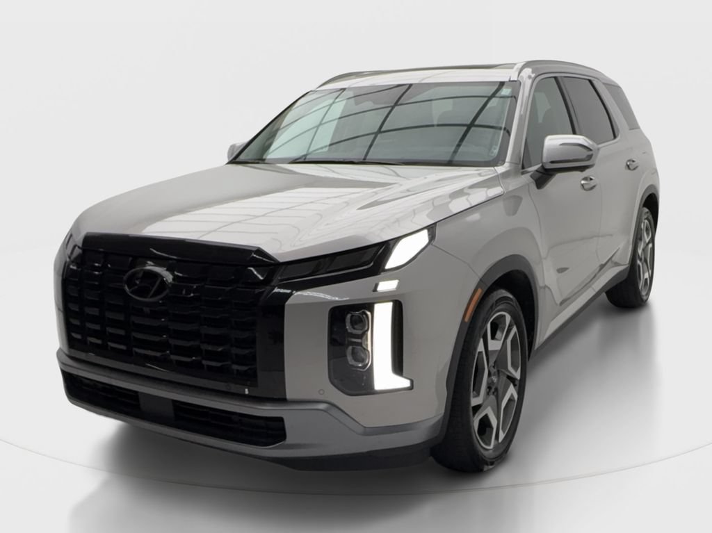 Used 2025 Hyundai Palisade Limited FWD image 4