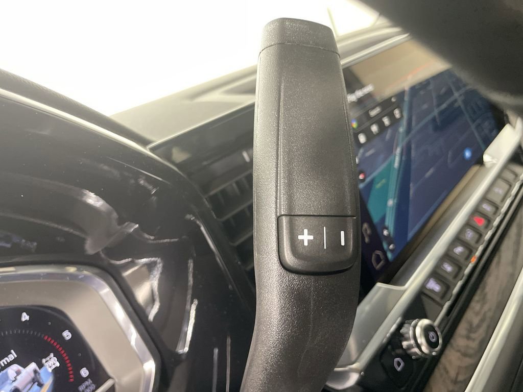 New 2025 GMC Sierra 2500 SLT w/ SLT Premium Package image 16