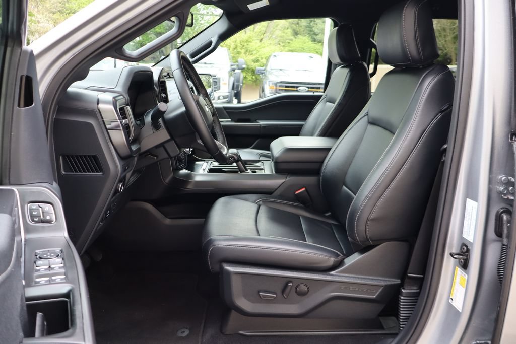 Used 2025 Ford F150 Lariat AWD/4WD image 22