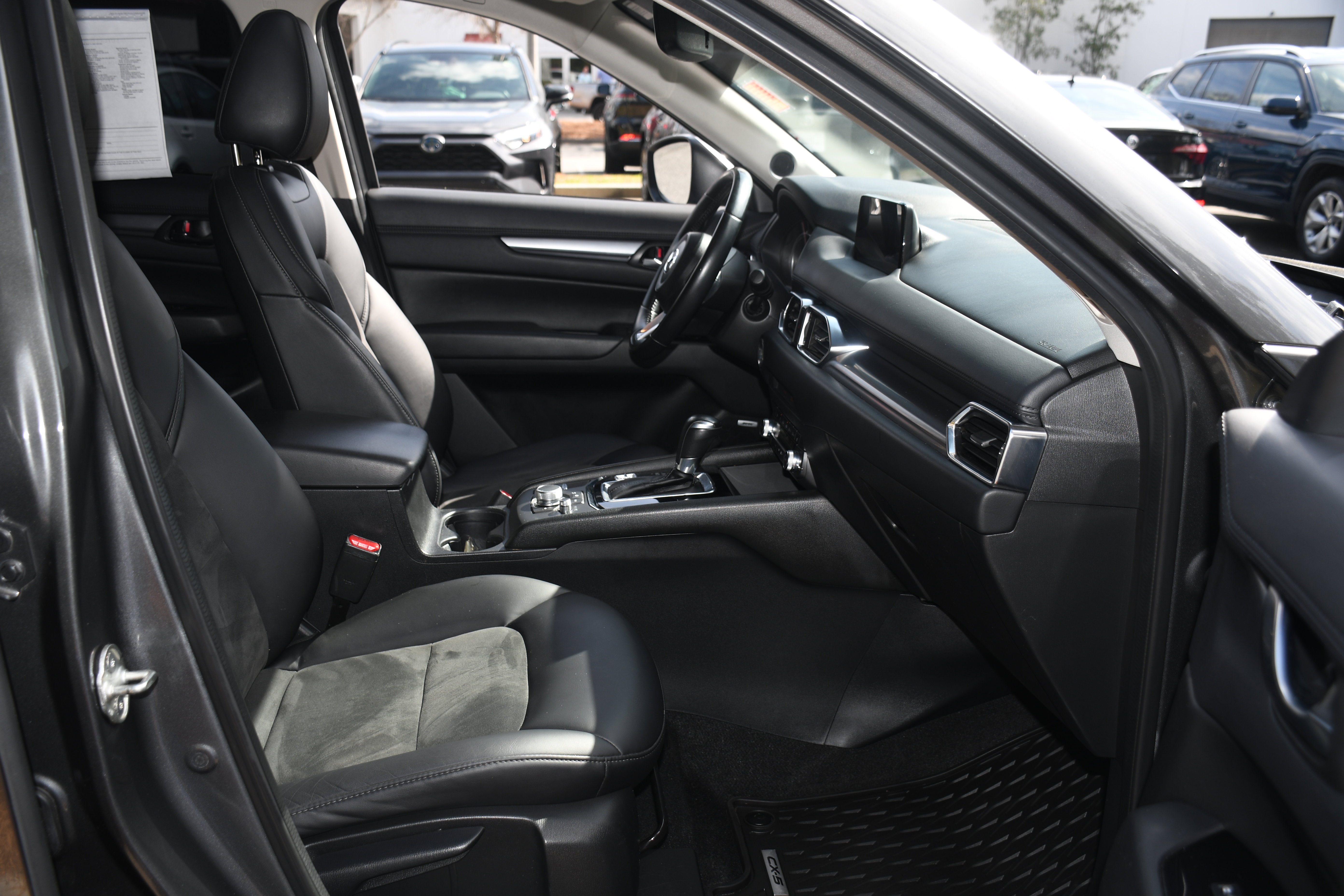 Used 2020 MAZDA CX-5 Touring image 21