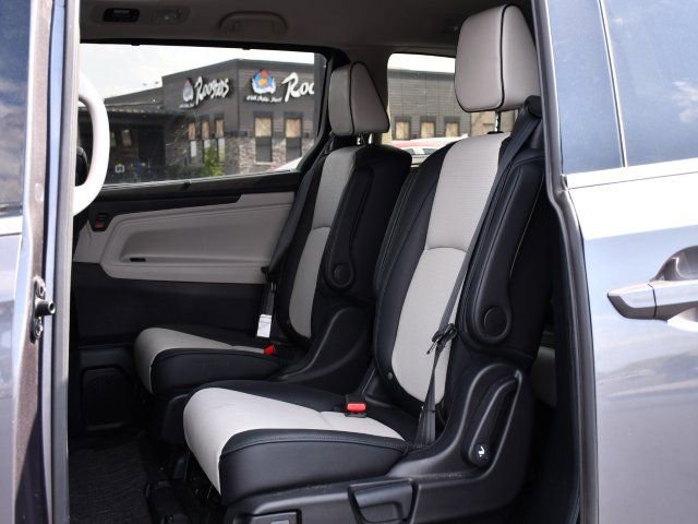 Used 2025 Honda Odyssey Elite image 14