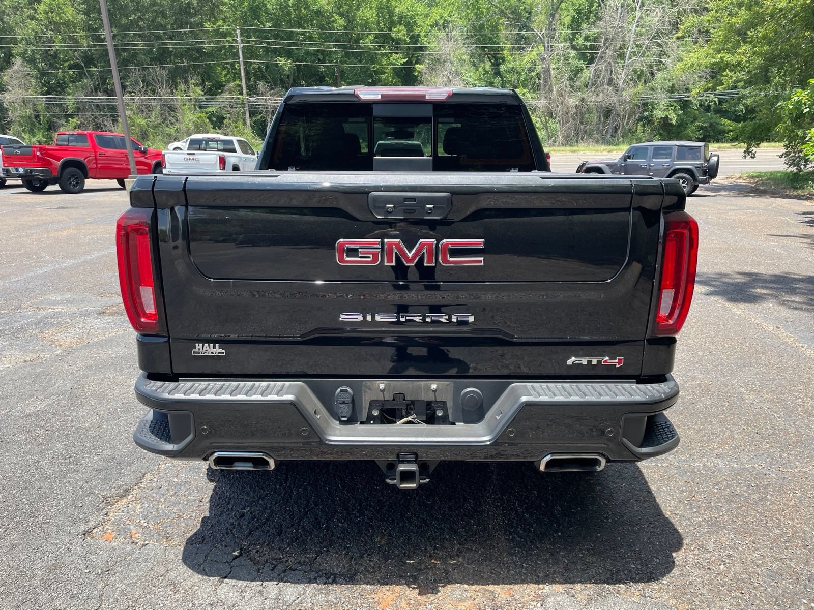 Used 2021 GMC Sierra 1500 AT4 w/ AT4 Premium Package AWD/4WD image 5