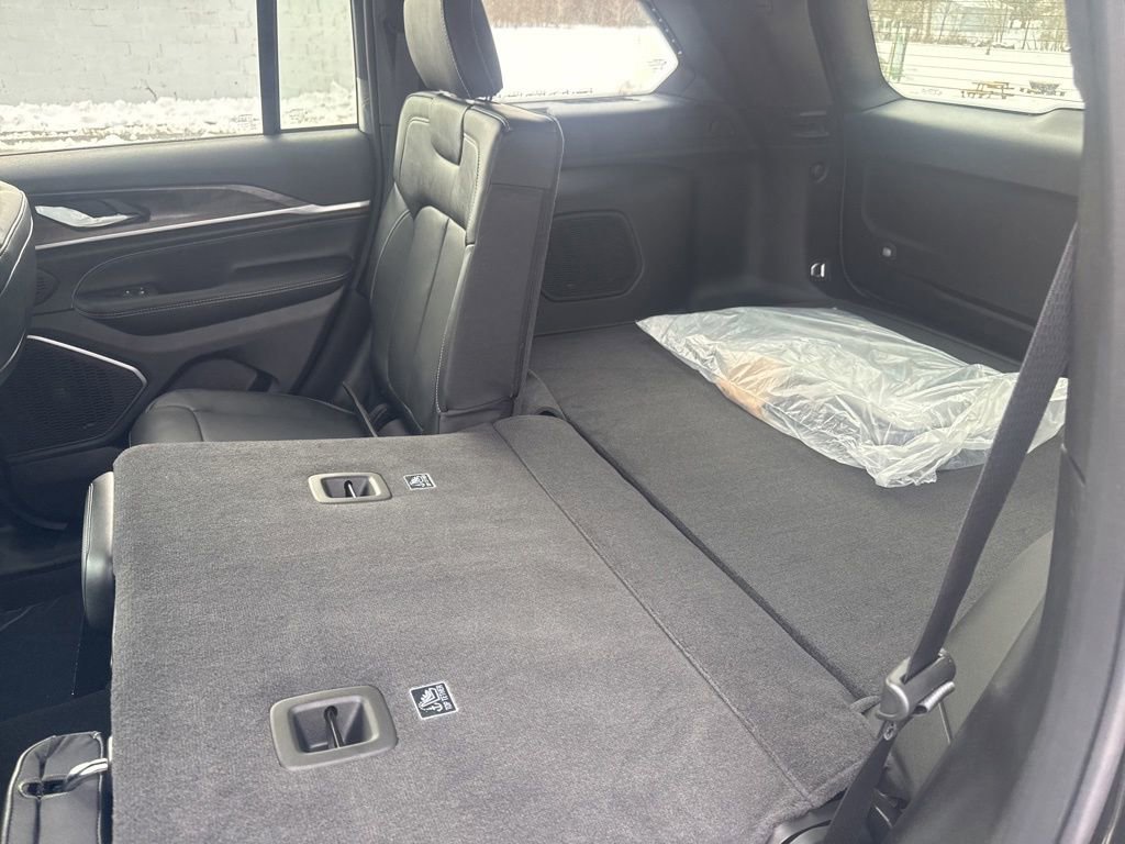 New 2026 Jeep Grand Cherokee Limited image 31