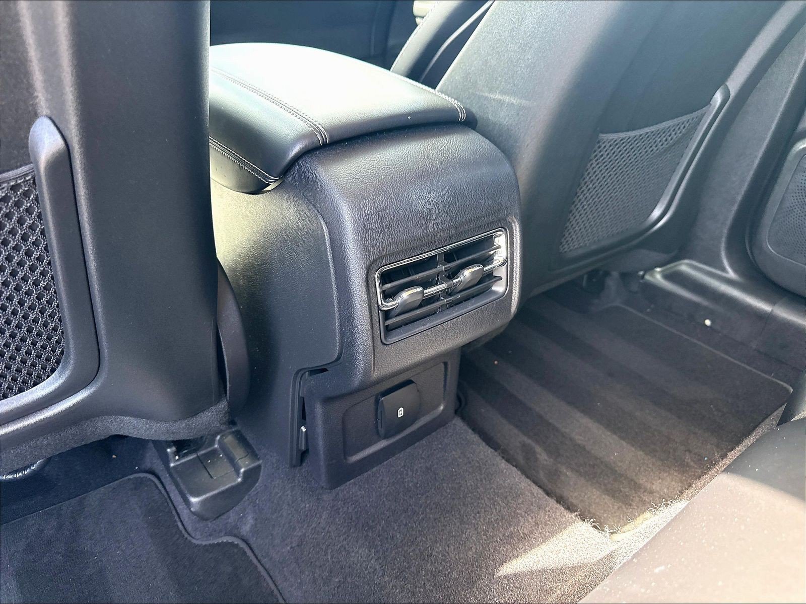 Certified 2023 Lincoln Corsair FWD image 15