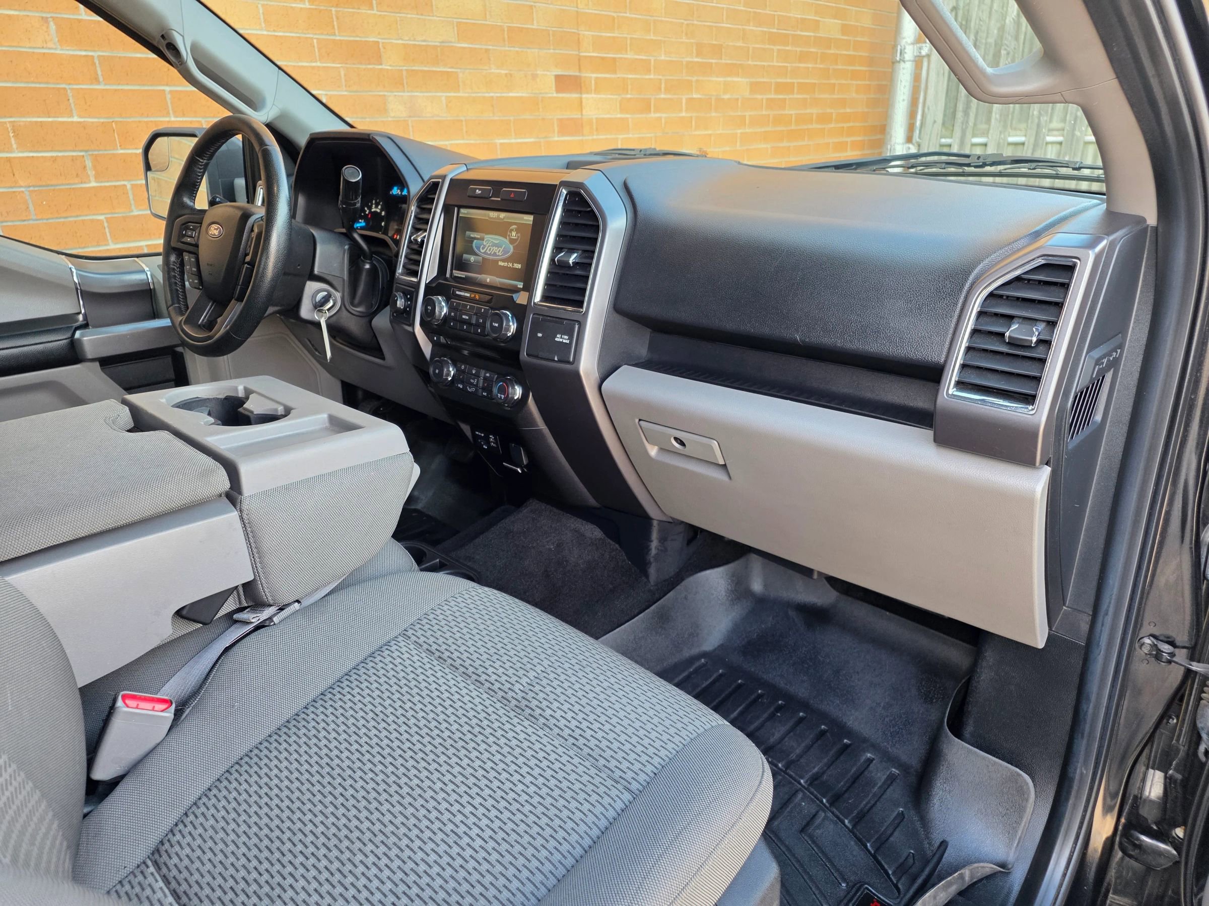 Used 2015 Ford F150 XLT w/ Equipment Group 302A Luxury image 19