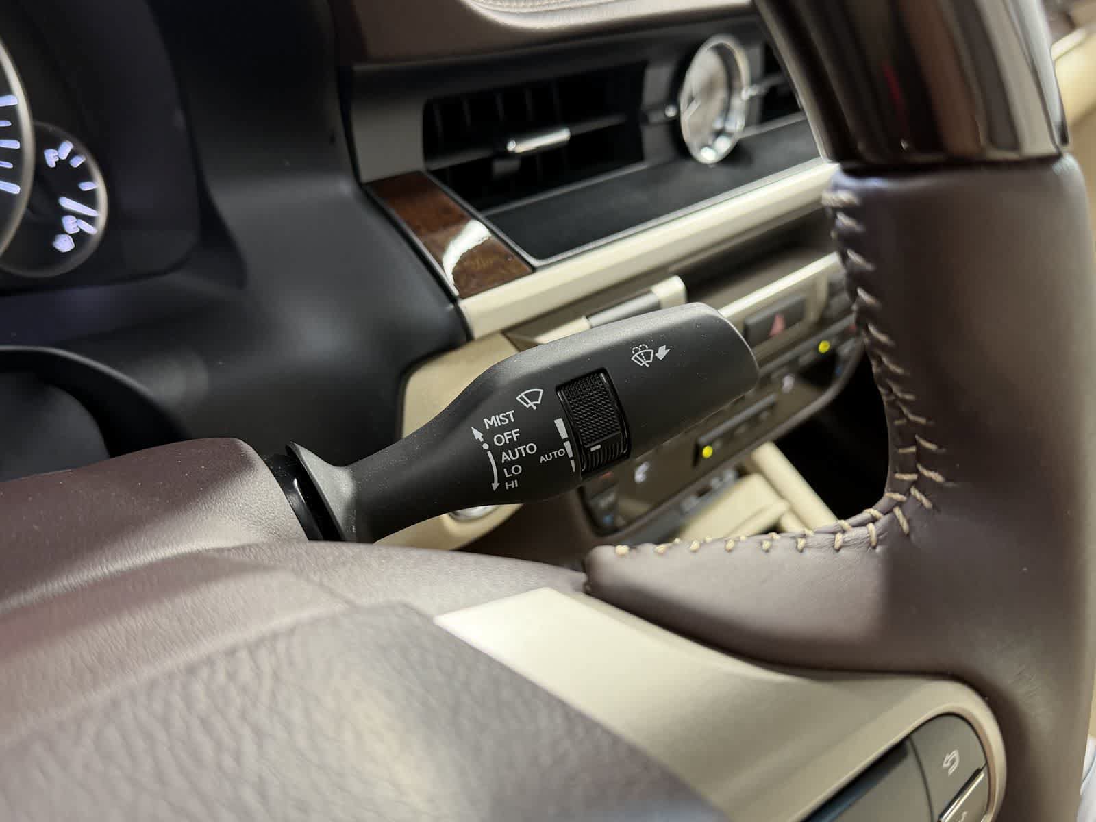 Used 2017 Lexus ES 350 w/ Navigation System Package FWD image 17