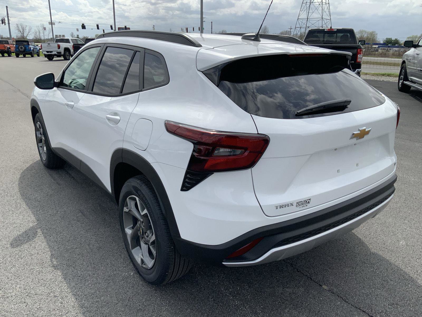 New 2026 Chevrolet Trax LT image 6