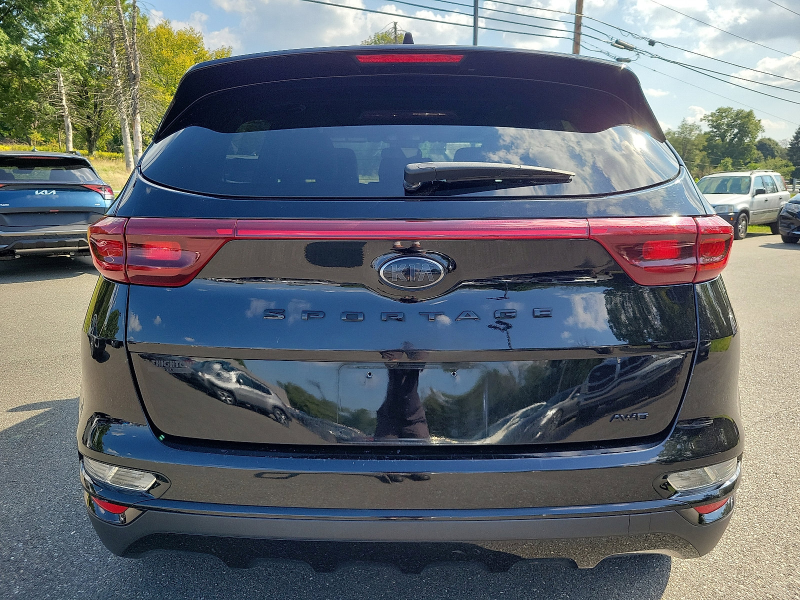 Used 2022 Kia Sportage Nightfall Edition image 5